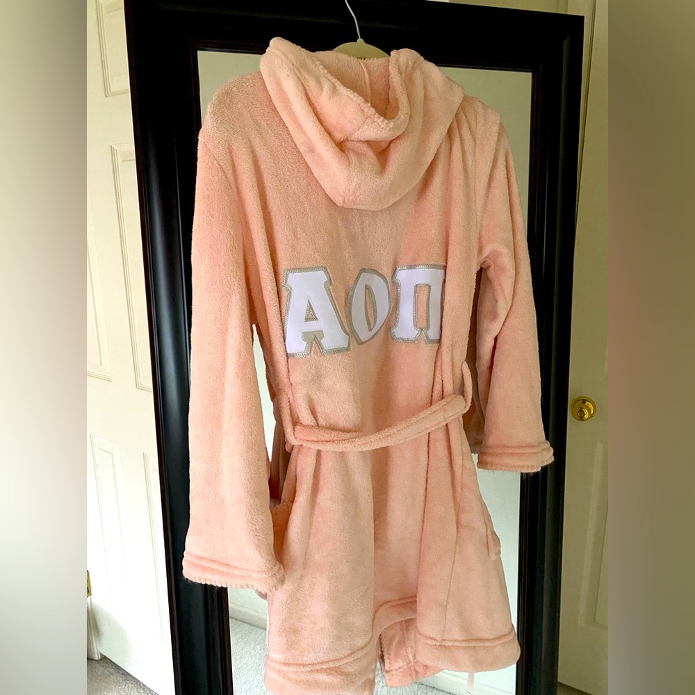 Nordstrom pink bathrobe with Alpha Omicron Pi letters in XL